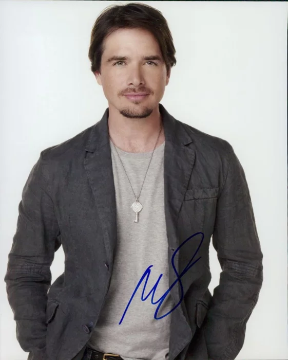 Matthew Settle autograph