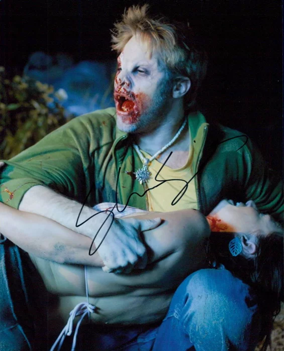 Shaun Sipos autograph