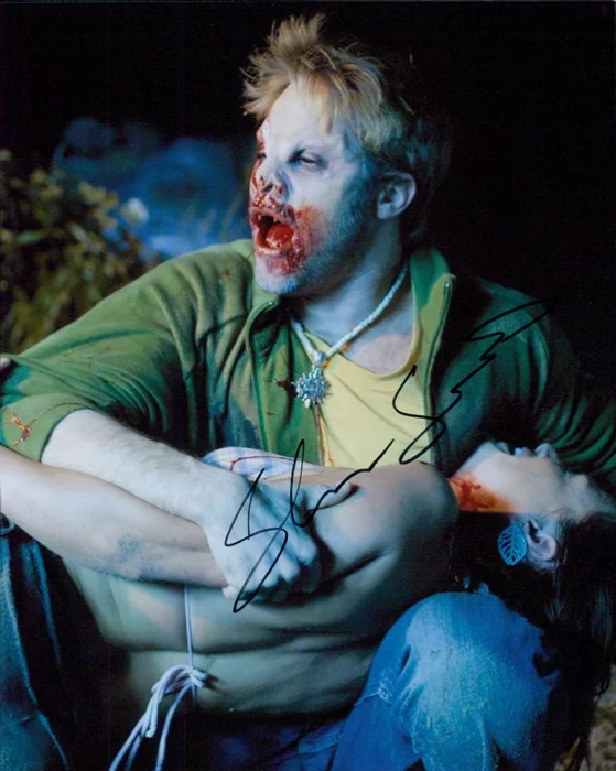 Shaun Sipos autograph