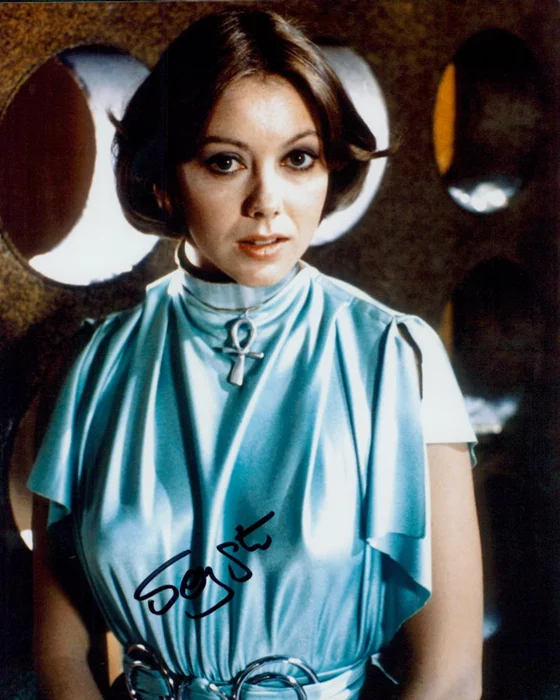 Jenny Agutter autograph