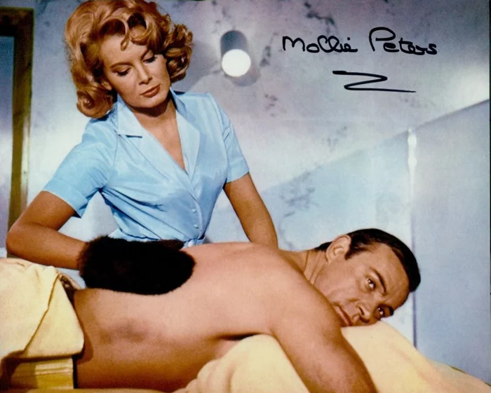 Mollie Peters autograph