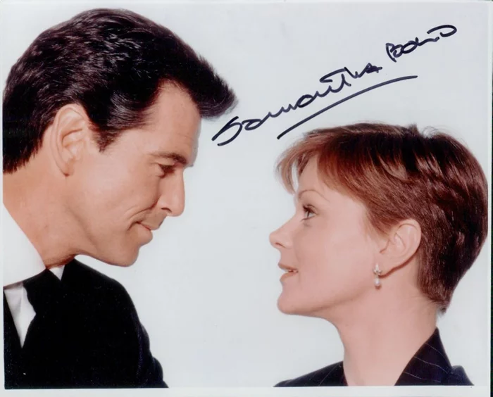 Samantha Bond autograph