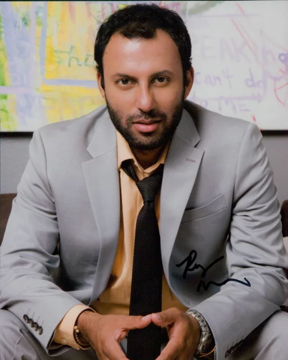 Rizwan Manji autograph