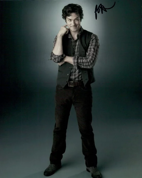 Brendan Hines autograph