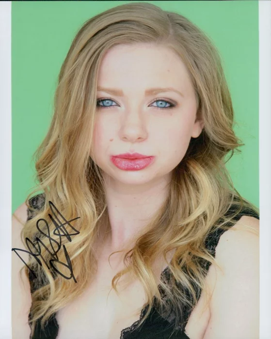 Meghan Deanna Smith autograph