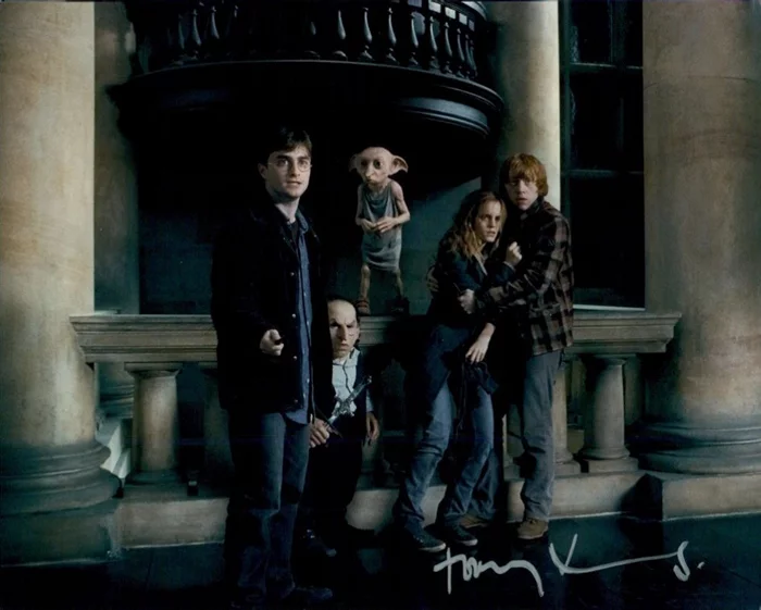 Toby Jones autograph