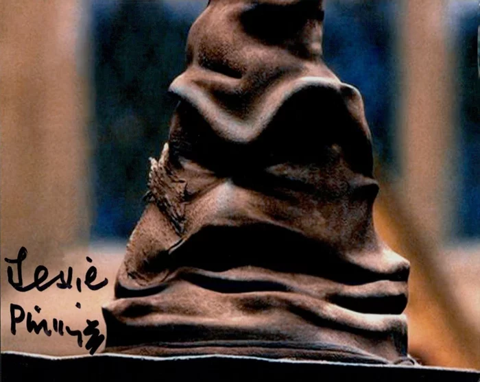 Leslie Phillips autograph