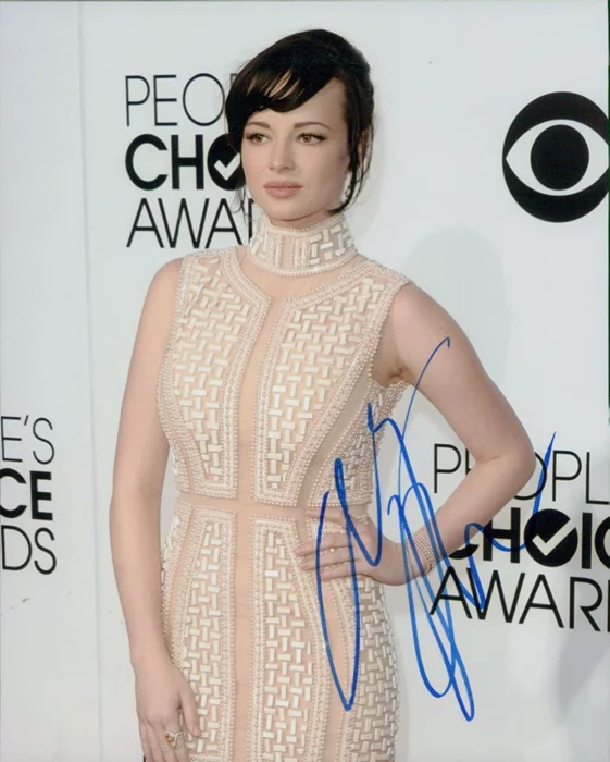 Ashley Rickards autograph