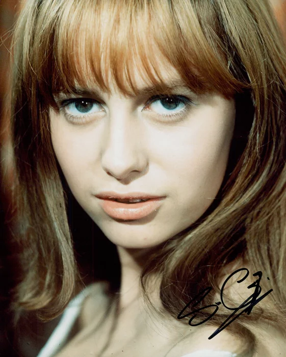 Susan George autograph