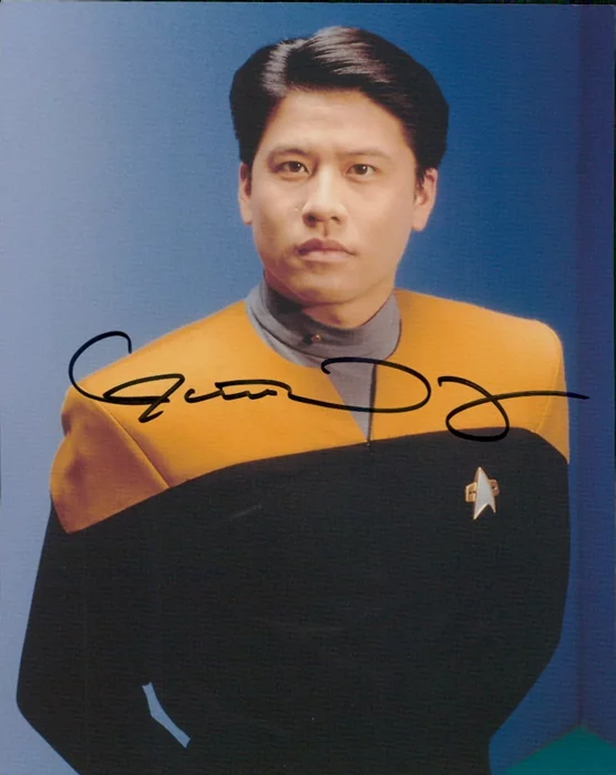 Garrett Wang autograph