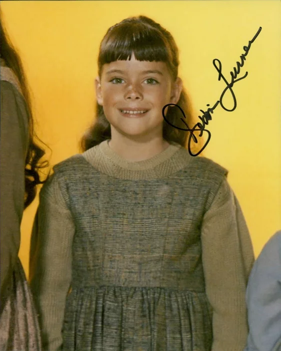 Debbie Turner autograph