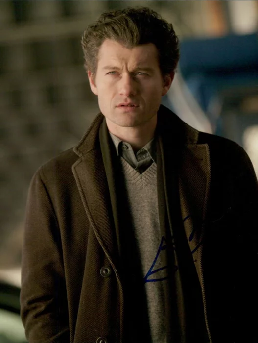 James Badge Dale autograph
