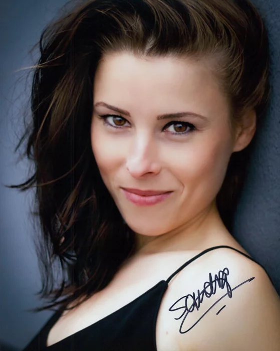 Sandra Tauro autograph