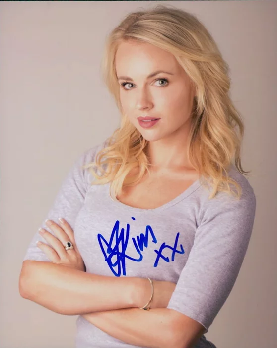 Kimberley Crossman autograph