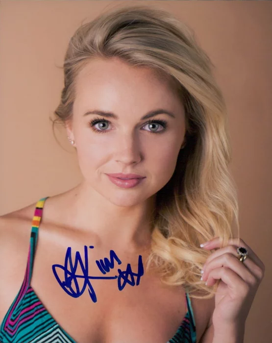 Kimberley Crossman autograph