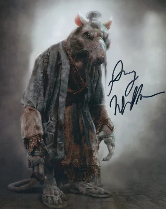 Danny Woodburn autograph