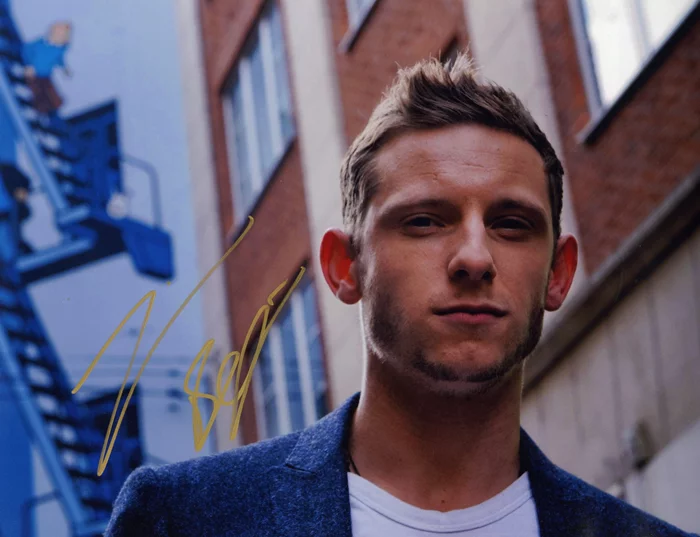 Jamie Bell autograph