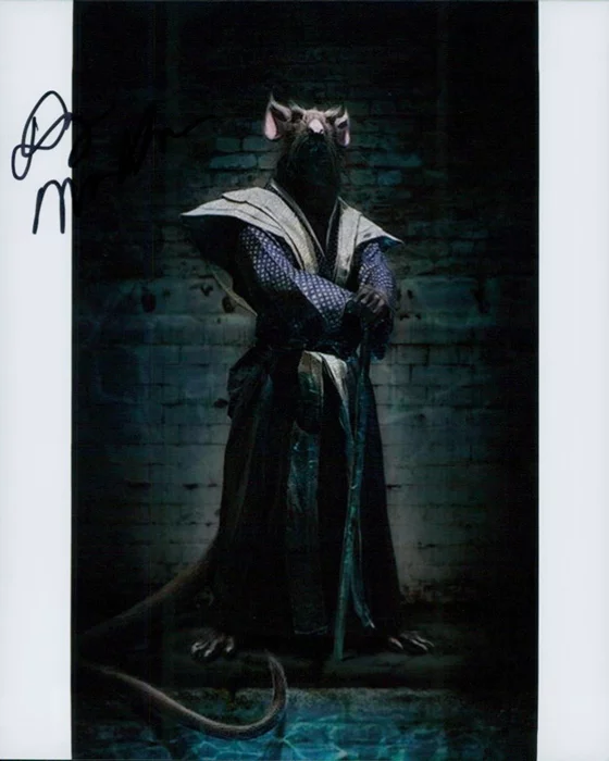 Danny Woodburn autograph