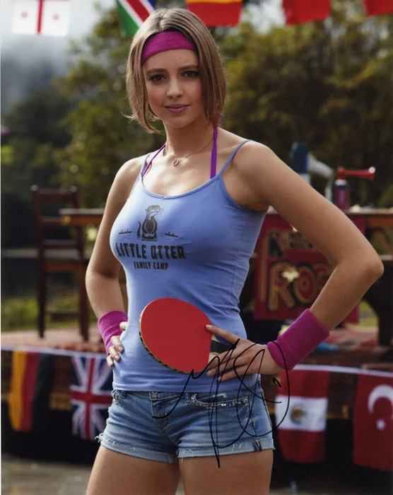 Natasha Bassett autograph