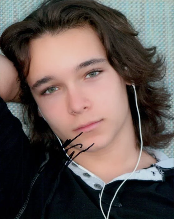 Dalton Cyr autograph