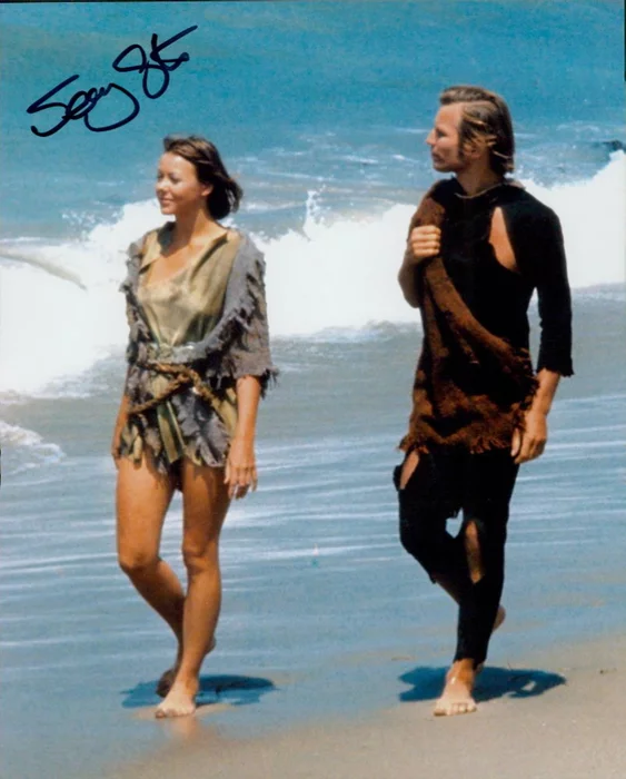 Jenny Agutter autograph
