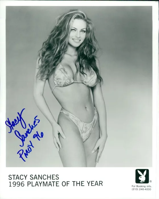 Stacy Sanches autograph