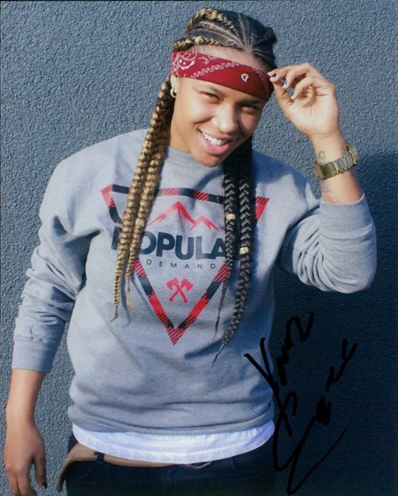 Young Ezee autograph
