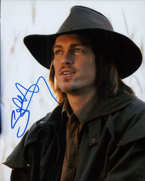 Steve Howey autograph