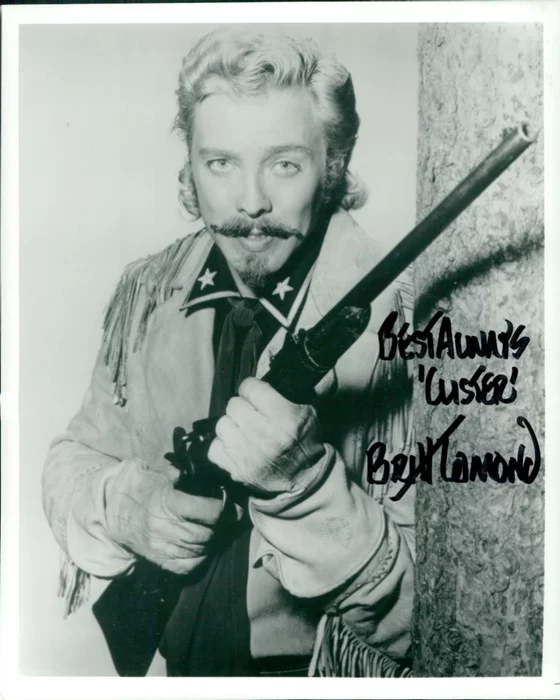 Britt Lomond autograph