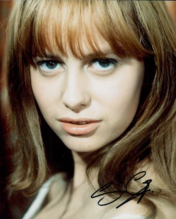 Susan George autograph