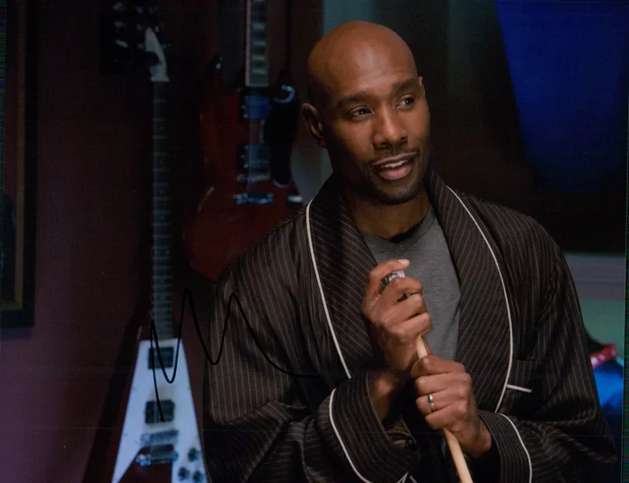 Morris Chestnut autograph