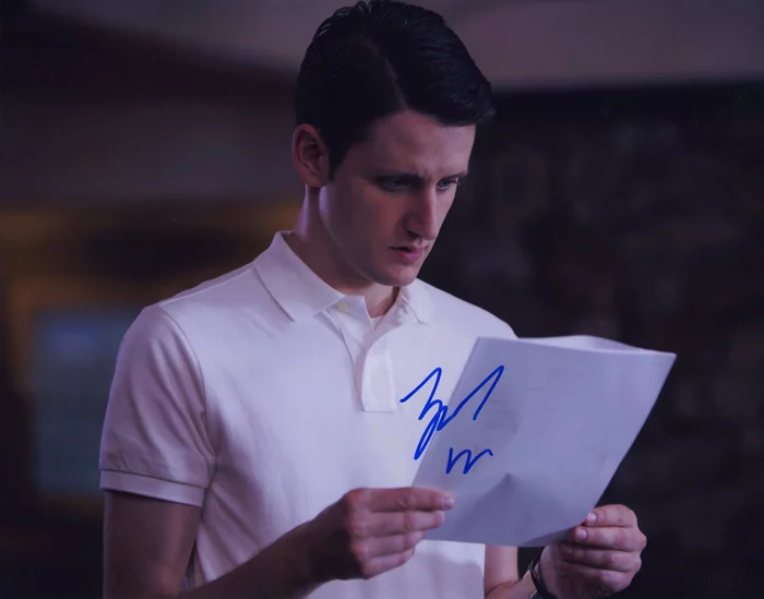 Zach Woods autograph