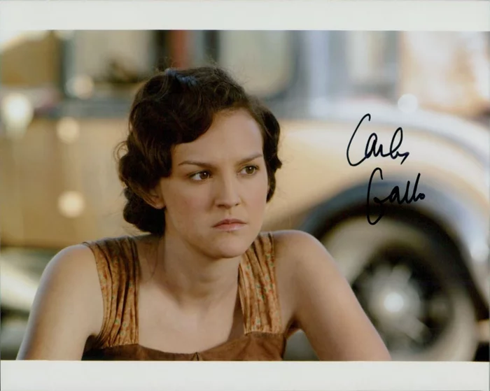 Carla Gallo autograph