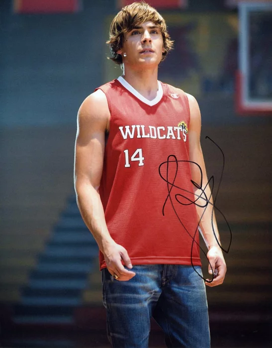 Zac Efron autograph