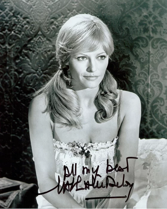 Nathalie Delon autograph