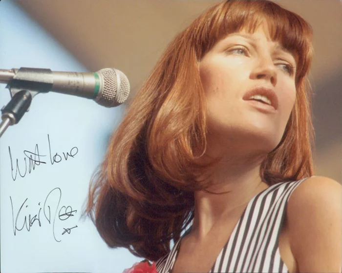 Kiki Dee autograph