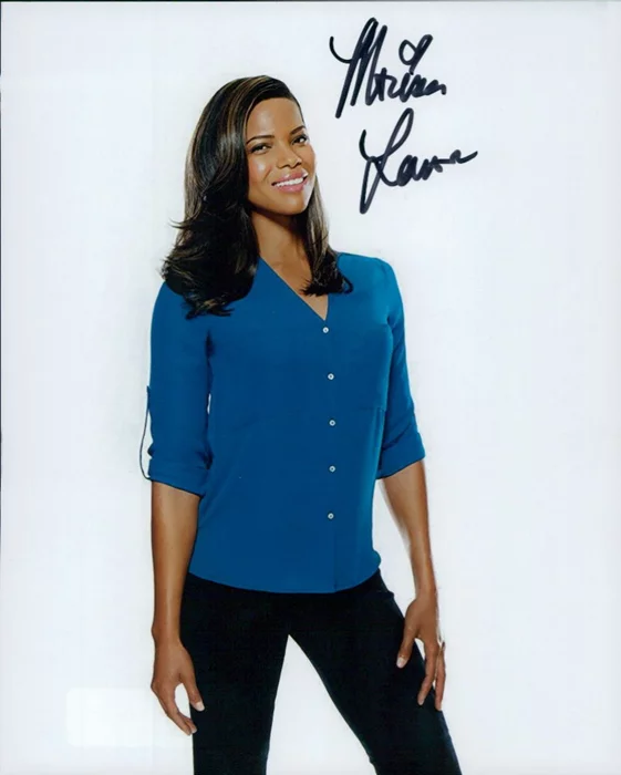 Monica Lawson autograph