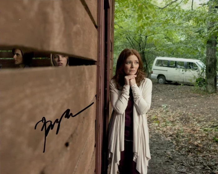 Brigid Brannagh autograph