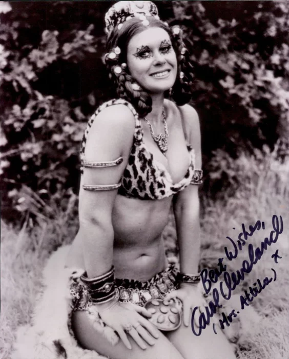 Carol Cleveland autograph