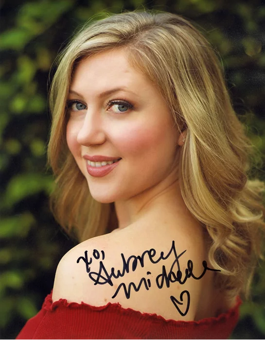 Aubrey Michelle autograph