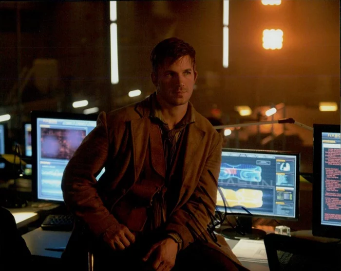 Matt Lanter autograph