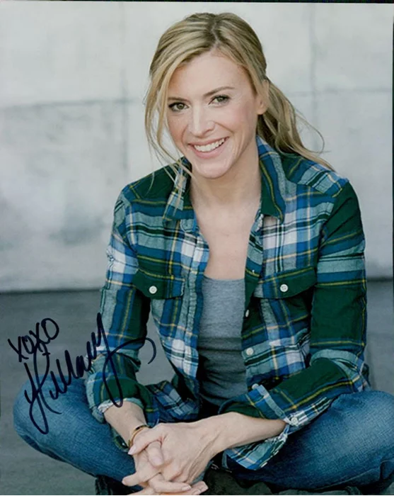 Hillary Hickam autograph