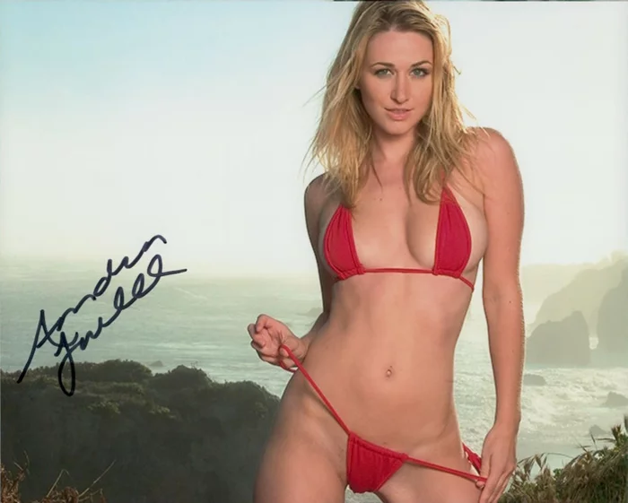 Andrea  Lowell autograph