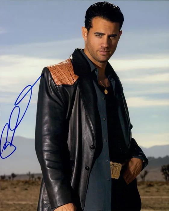 Bobby Cannavale autograph
