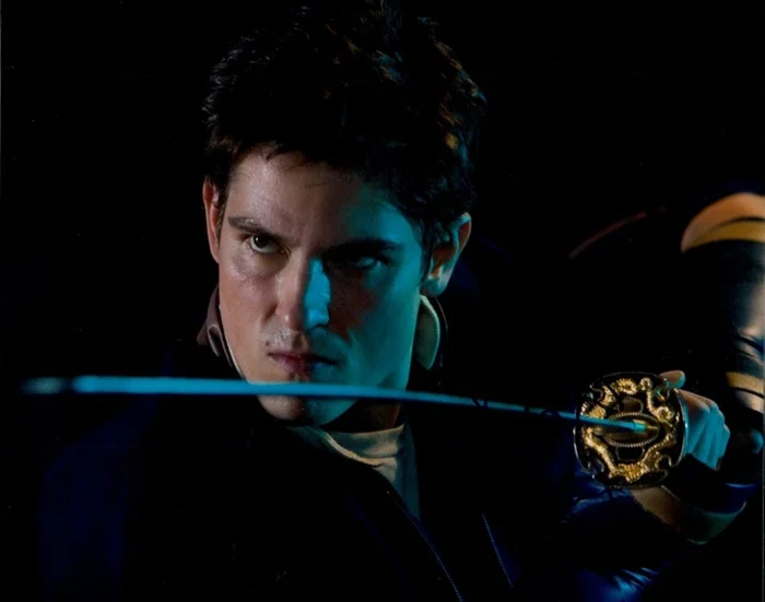 Sean Faris autograph