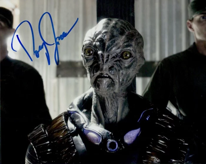 Doug Jones autograph