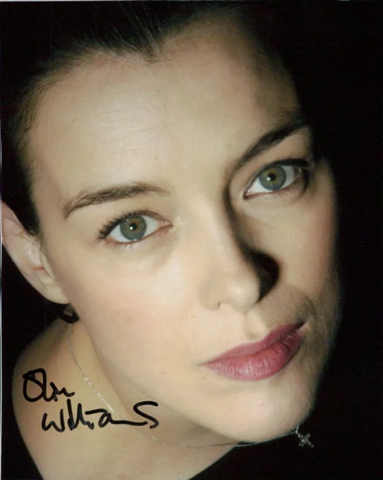 Olivia Williams autograph