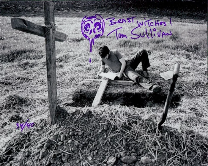 Tom Sullivan autograph