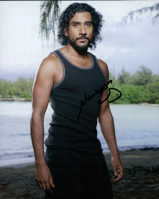 Naveen Andrews autograph