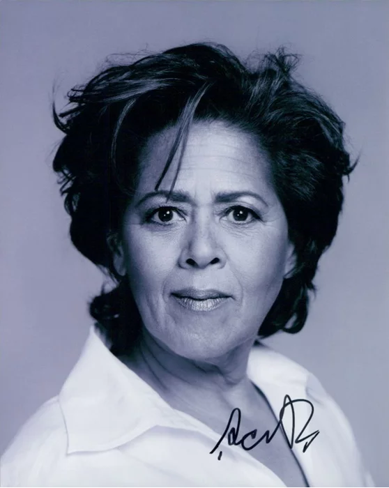 Anna Deavere Smith autograph